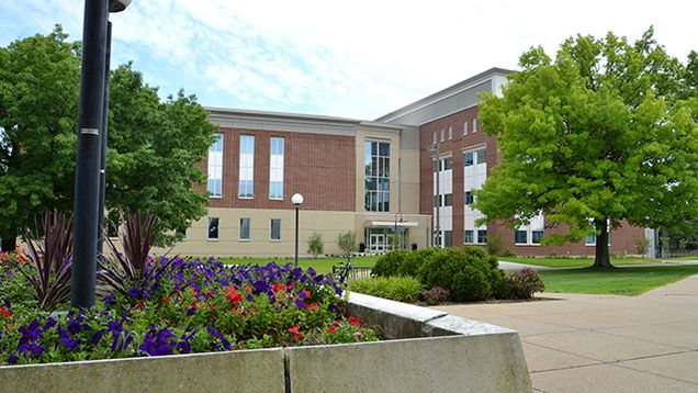Photo of Advanced Engineering Research Building